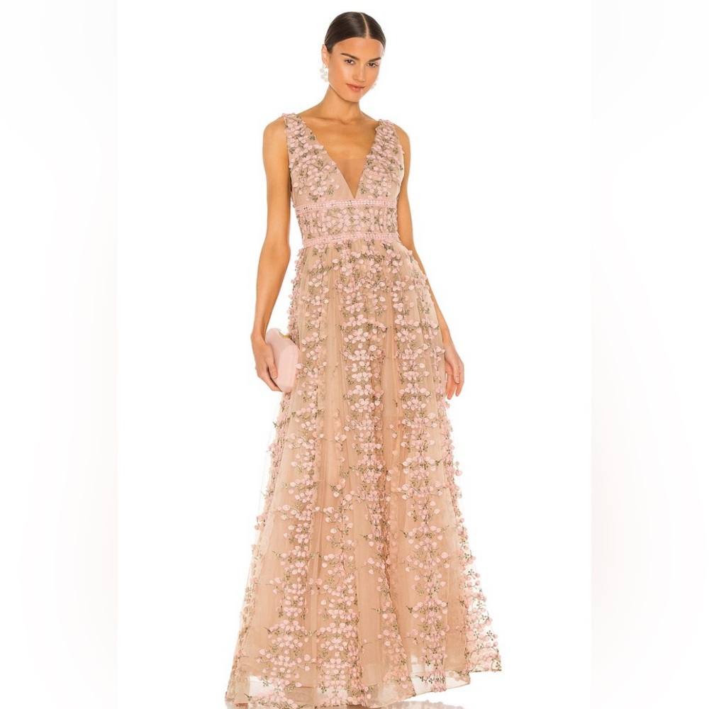 Bronx & Banco Gown